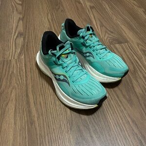 SAUCONY tempus Cool Mint/Acid Running S10684-26 Womens Size 8